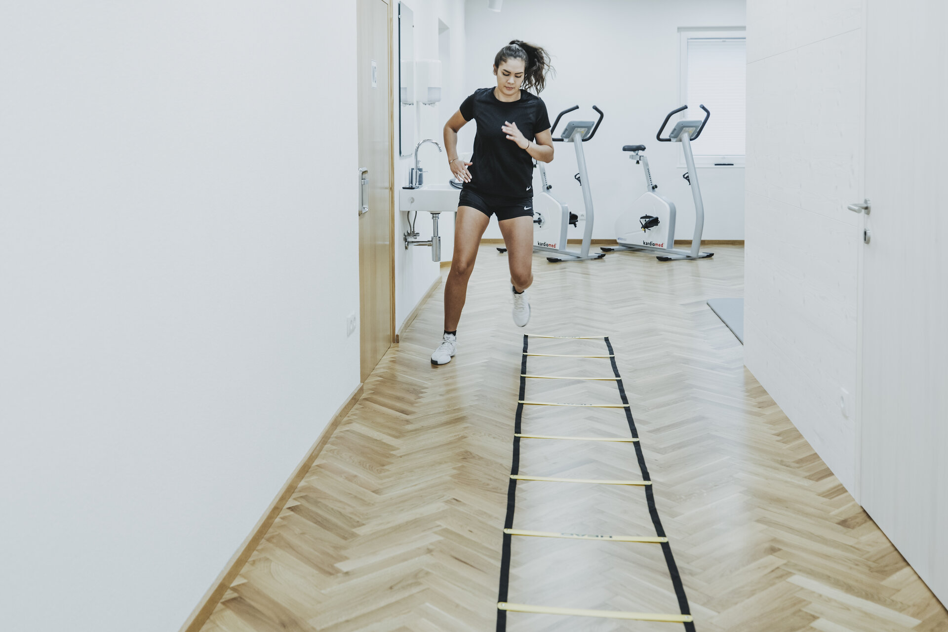 PHYSIO_M-ZWISCHENBRUGGER-7915